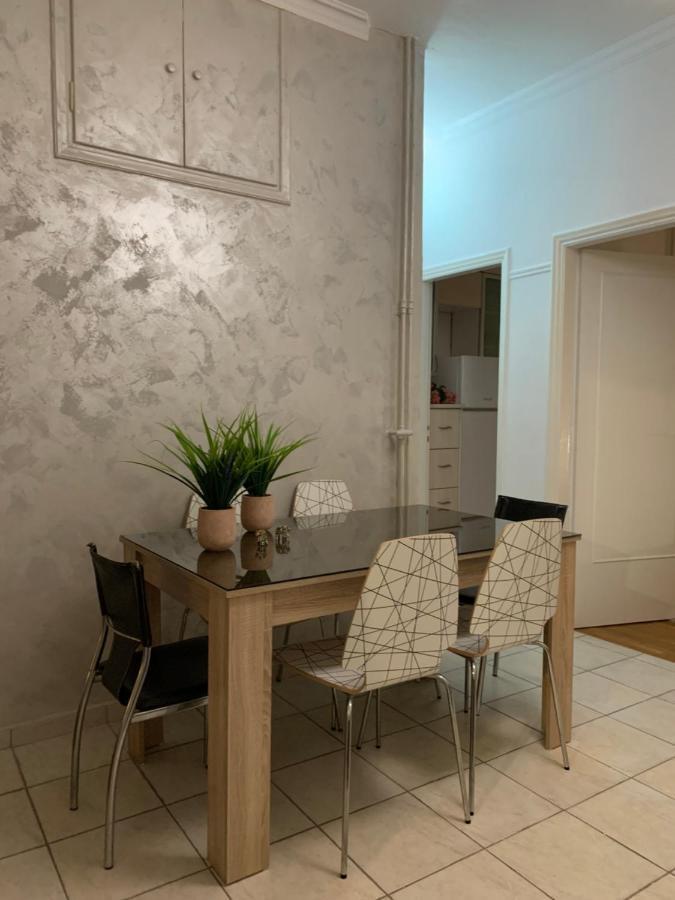 2 Bedrooms Apartment Center Of Athens 4 Min Subway ภายนอก รูปภาพ