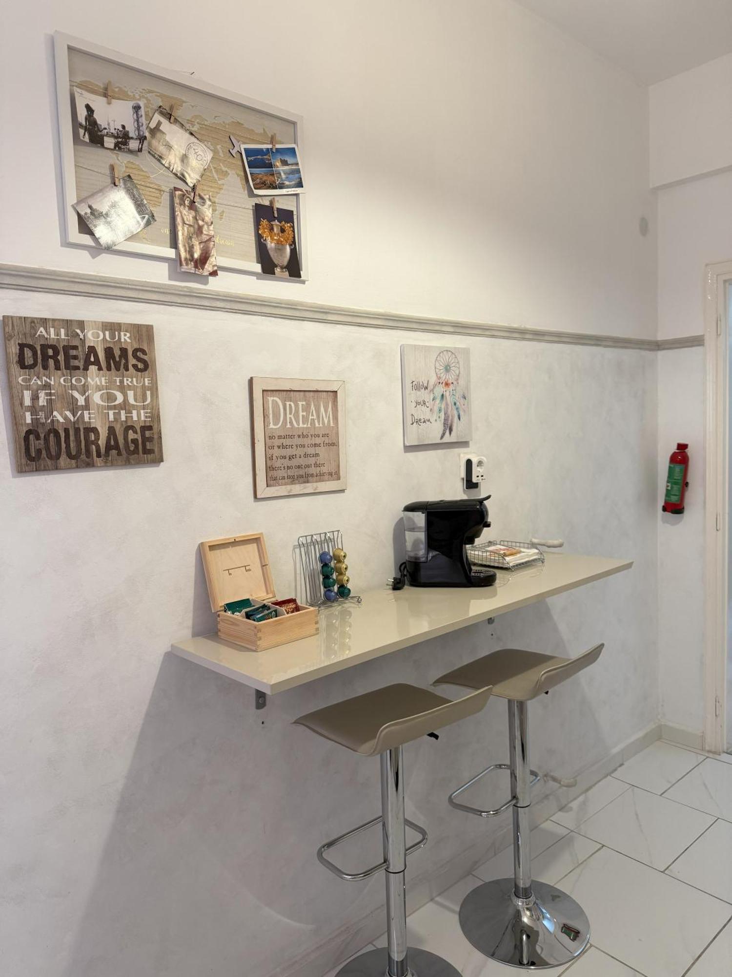 2 Bedrooms Apartment Center Of Athens 4 Min Subway ภายนอก รูปภาพ